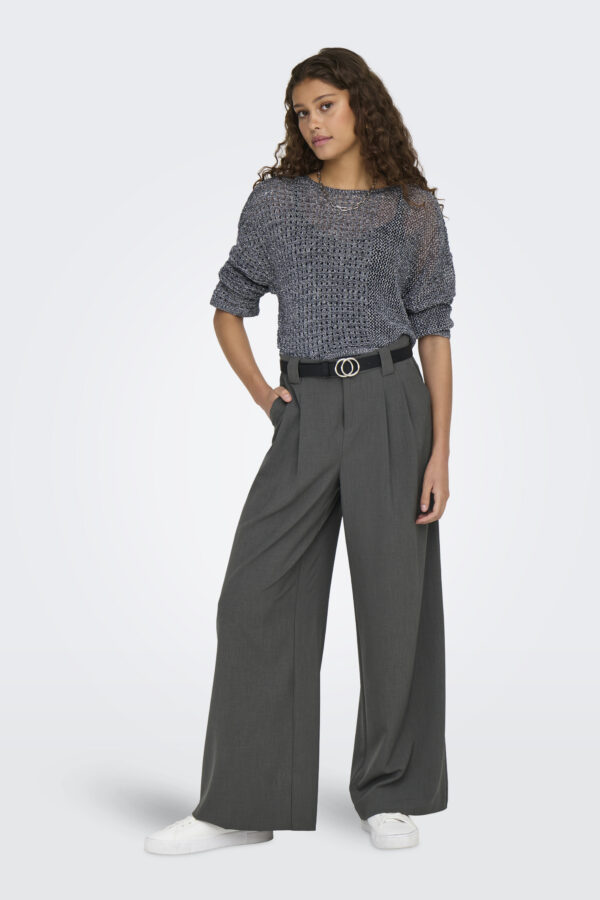 Pantalón ancho