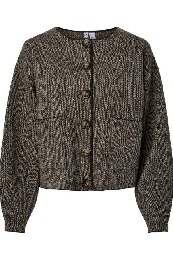 Chaqueta bolsillos delanteros