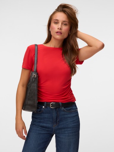 Camiseta fruncida