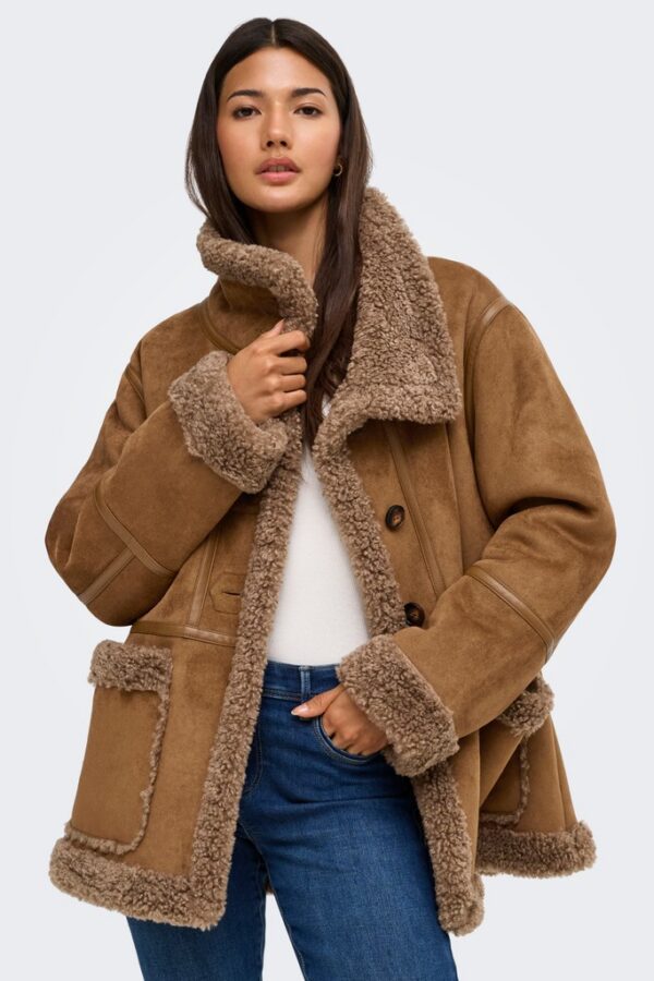 Chaqueta forro peluche